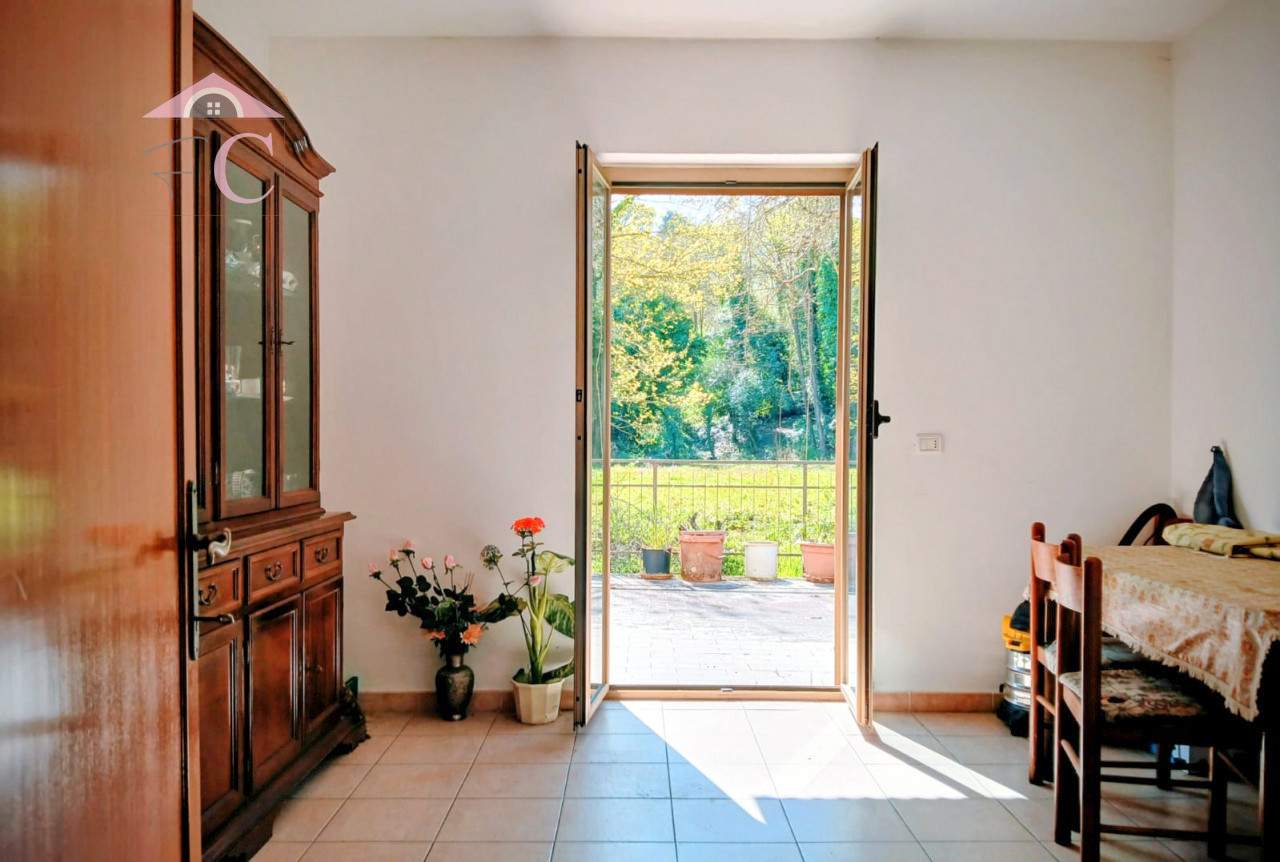 narni casa singola con terreno 10.jpg
